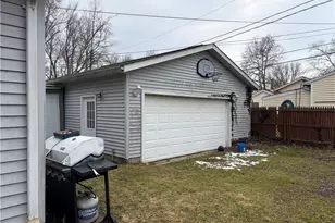 1268 Oxford Dr, Madison, OH 44057 - Photo 4