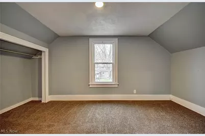 994 Perry Avenue, Barberton, OH 44203 - Photo 16