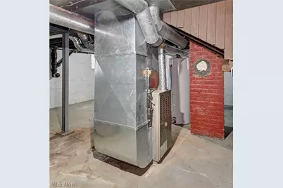 994 Perry Avenue, Barberton, OH 44203 - Photo 22