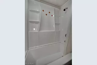 994 Perry Avenue, Barberton, OH 44203 - Photo 18