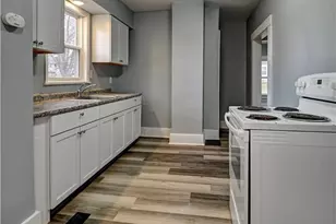 994 Perry Ave, Barberton, OH 44203 - Photo 14