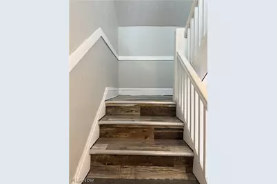 15340 Yorick Avenue #2nd floor, Loveland, OH 44110 - Photo 14