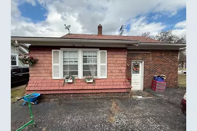 630 Munroe Falls Avenue, Cuyahoga Falls, OH 44221 - Photo 1