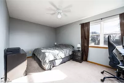 67 25th Street NW, Barberton, OH 44203 - Photo 16