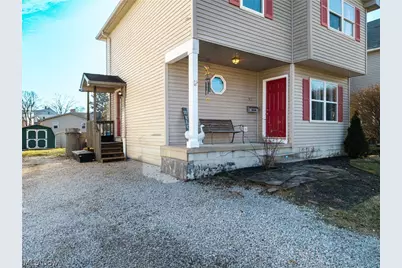 67 25th Street NW, Barberton, OH 44203 - Photo 4