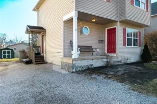 67 25th St NW, Barberton, OH 44203 - Photo 4