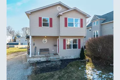 67 25th Street NW, Barberton, OH 44203 - Photo 2