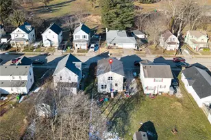 67 25th St NW, Barberton, OH 44203 - Photo 8