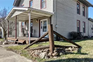 142 E Clay St, Fredericksburg, OH 44627 - Photo 4