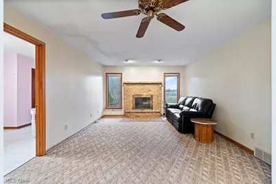 11121 Lafayette Drive NW, Canal Fulton, OH 44614 - Photo 12