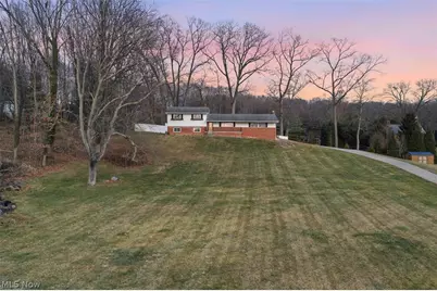 11121 Lafayette Drive NW, Canal Fulton, OH 44614 - Photo 2