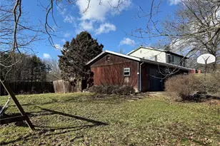 2454 Woodsdale Rd, Salem, OH 44460 - Photo 2