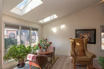 101 N Circle Drive, Canton, OH 44709 - Photo 12