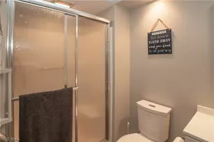 101 N Cir Dr, Canton, OH 44709 - Photo 30