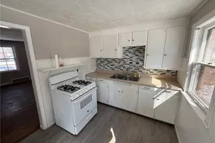 5713 South Blvd, Maple Heights, OH 44137 - Photo 2