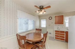 1144 Sutherland Ave, Akron, OH 44314 - Photo 12