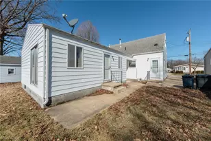 1144 Sutherland Ave, Akron, OH 44314 - Photo 4