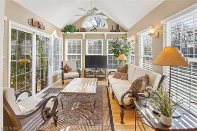 407 Clearbrook Drive, Avon Lake, OH 44012 - Photo 10