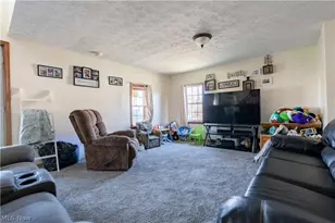 335 High St SW, Carrollton, OH 44615 - Photo 18