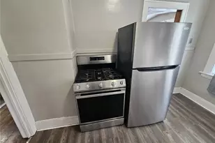 414 E 146th St, Loveland, OH 44110 - Photo 8