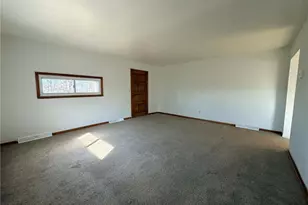 574 Brighton Blvd, Zanesville, OH 43701 - Photo 6