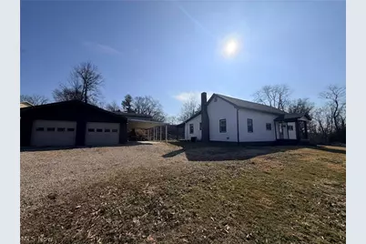 574 Brighton Boulevard, Zanesville, OH 43701 - Photo 2