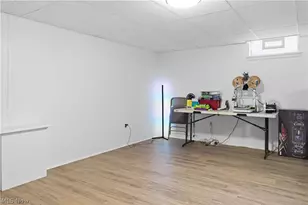 1853 Lancaster Dr, Youngstown, OH 44511 - Photo 28