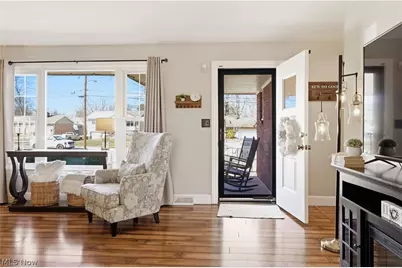 1853 Lancaster Drive, Youngstown, OH 44511 - Photo 8