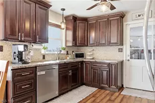 1853 Lancaster Dr, Youngstown, OH 44511 - Photo 12