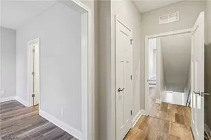 1446 E 14th St, Loveland, OH 44114 - Photo 32