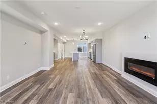 1446 E 14th St, Loveland, OH 44114 - Photo 16