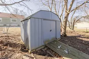 524 Jefferson Ave, Barberton, OH 44203 - Photo 42