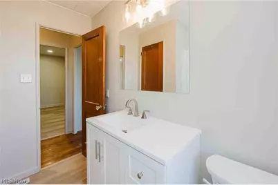 524 Jefferson Avenue, Barberton, OH 44203 - Photo 16