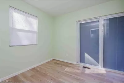 524 Jefferson Avenue, Barberton, OH 44203 - Photo 22