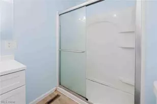 524 Jefferson Ave, Barberton, OH 44203 - Photo 22