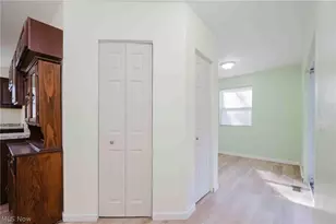 524 Jefferson Ave, Barberton, OH 44203 - Photo 18