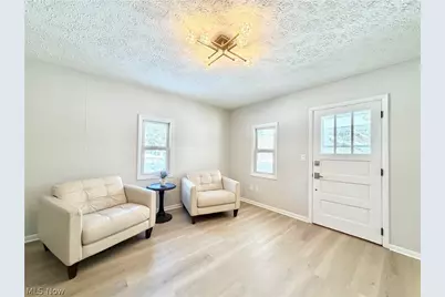 8720 Olde 8 Road, Northfield, OH 44067 - Photo 2