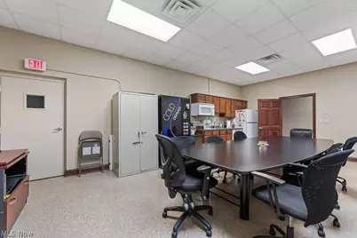 2425 Medina Road, Medina, OH 44256 - Photo 12