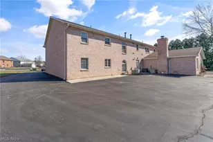 930 Pearson Cir, Boardman, OH 44512 - Photo 38