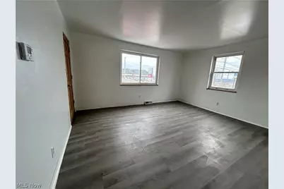 2612 Sunset Boulevard #1, Steubenville, OH 43952 - Photo 4