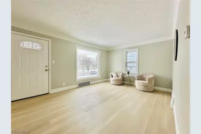 15405 Turney Road, Maple Heights, OH 44137 - Photo 2