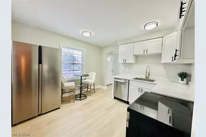 15405 Turney Road, Maple Heights, OH 44137 - Photo 6