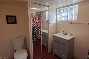 84 S Hazelwood Ave, Youngstown, OH 44509 - Photo 26