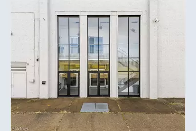 2600 25th Street NE, Canton, OH 44705 - Photo 4