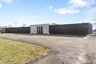 2600 25th St NE, Canton, OH 44705 - Photo 1