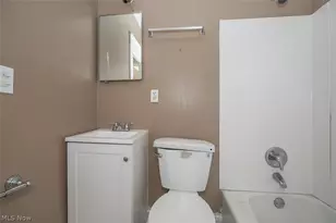 3976 E 71st St, Loveland, OH 44105 - Photo 14