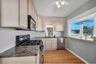 1932 Issaquah Street, Cuyahoga Falls, OH 44221 - Photo 12