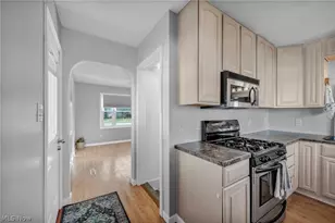 1932 Issaquah St, Cuyahoga Falls, OH 44221 - Photo 10