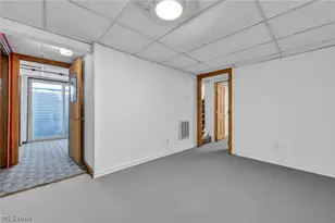 1932 Issaquah St, Cuyahoga Falls, OH 44221 - Photo 26