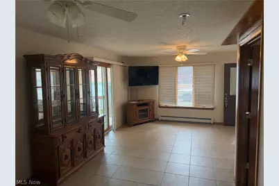 17570 Lakewood Avenue, Lake Milton, OH 44429 - Photo 10